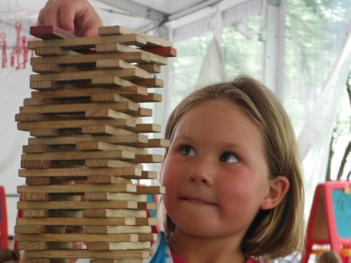 10 JULY 2012 - CHICAGO TOWN - Viena Tower